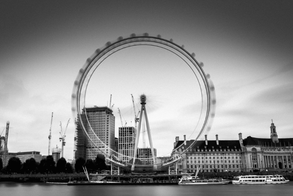 Can I Visit the USA from the UK with a UK Tourist Visa?